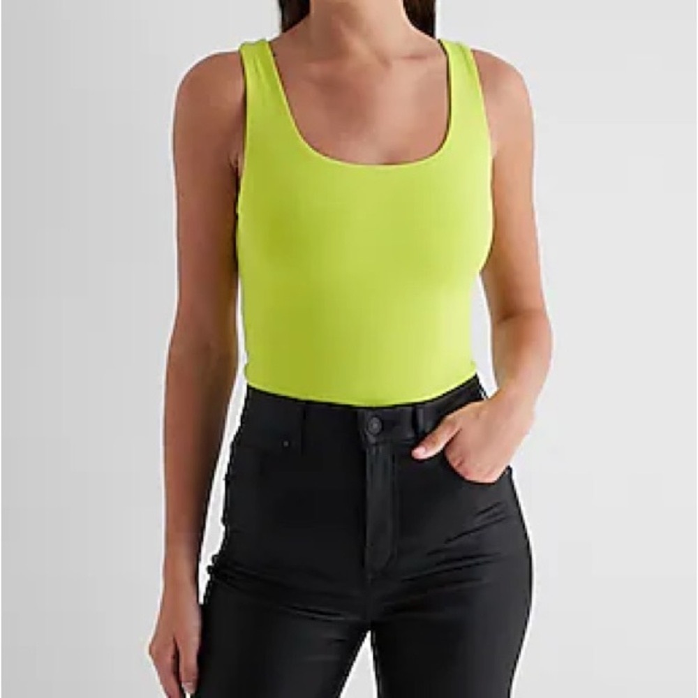 NWT Express Body Contour Hi Compression Tank Scoopneck Bodysuit Neon Yellow Sz M